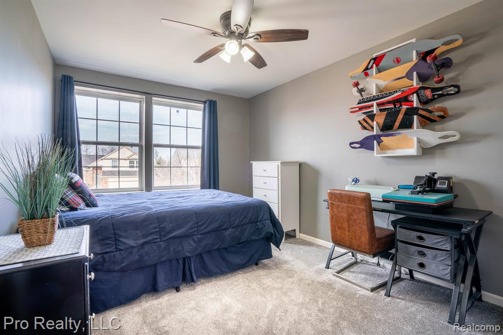 9980 W AVONDALE Circle, Ypsilanti, MI 48198 — Photo 16
