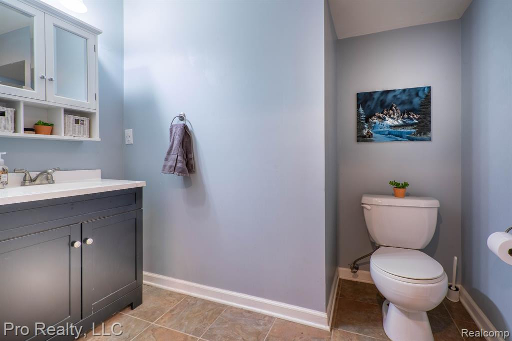 9980 W AVONDALE Circle, Ypsilanti, MI 48198 — Photo 26