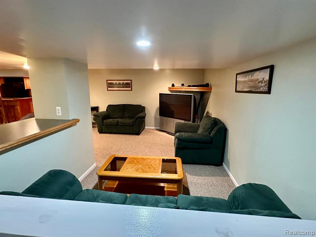 46694 Crosswick, Canton, MI 48187 — Photo 34
