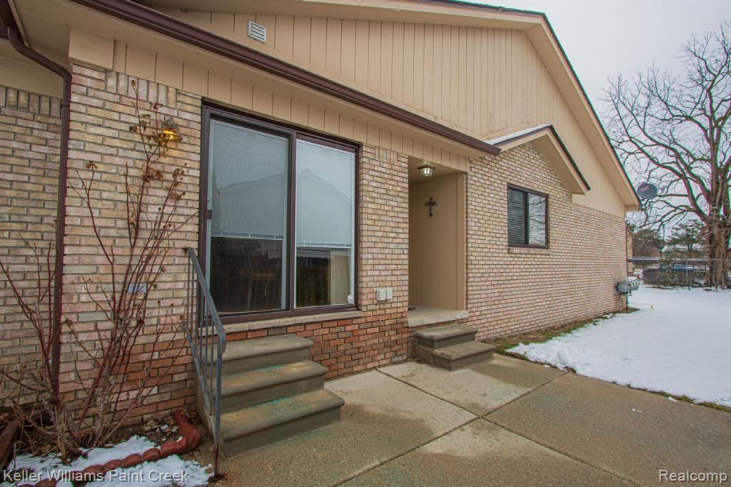 45292 Universal Court, Shelby Twp, MI 48317 — Photo 2