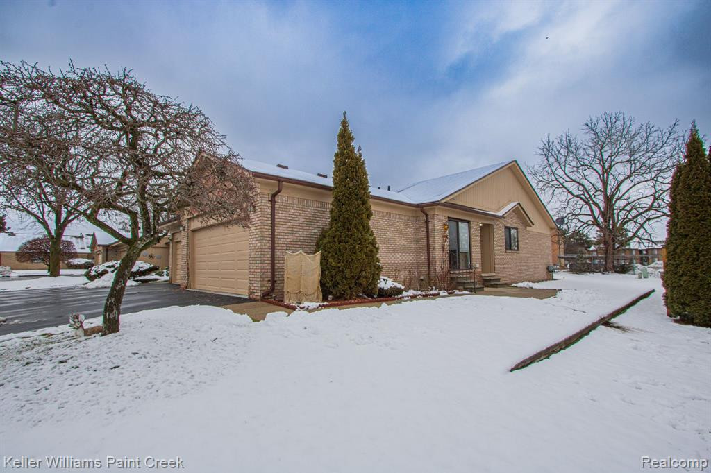 45292 Universal Court, Shelby Twp, MI 48317 — Photo 4