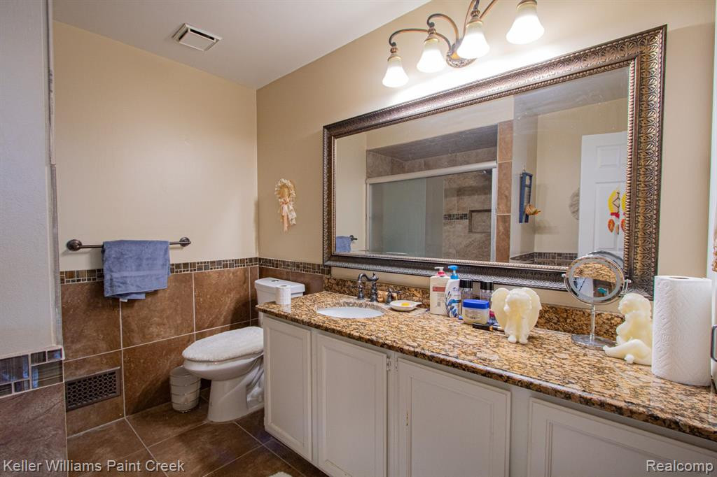 45292 Universal Court, Shelby Twp, MI 48317 — Photo 17