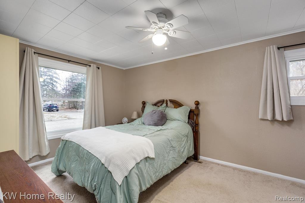 833 N MADISON Street, Lapeer, MI 48446 — Photo 16