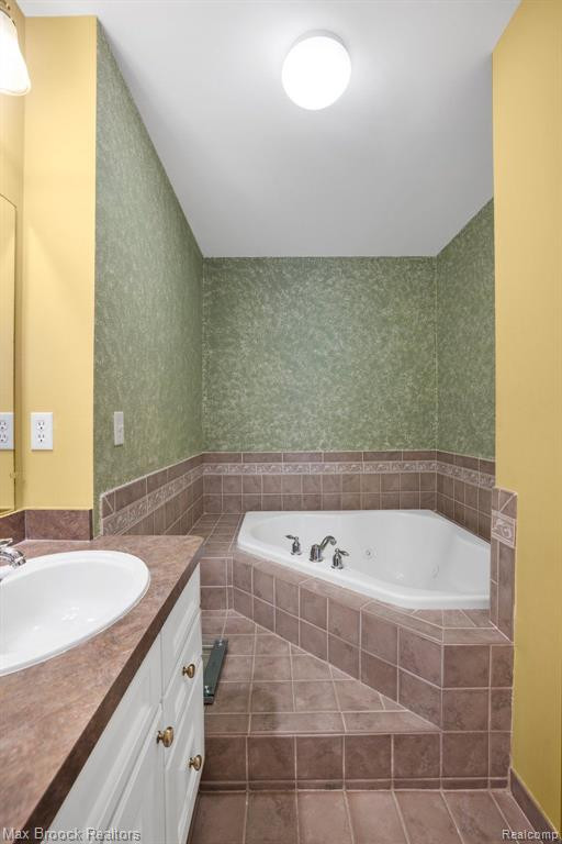 3963 RAVENSFIELD Drive, Canton, MI 48188 — Photo 22