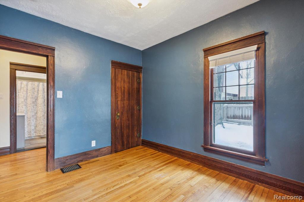 1804 JACKSON Avenue, Ann Arbor, MI 48103 — Photo 32