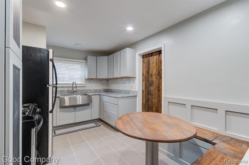 3991 STOLZENFELD Avenue, Warren, MI 48091 — Photo 6