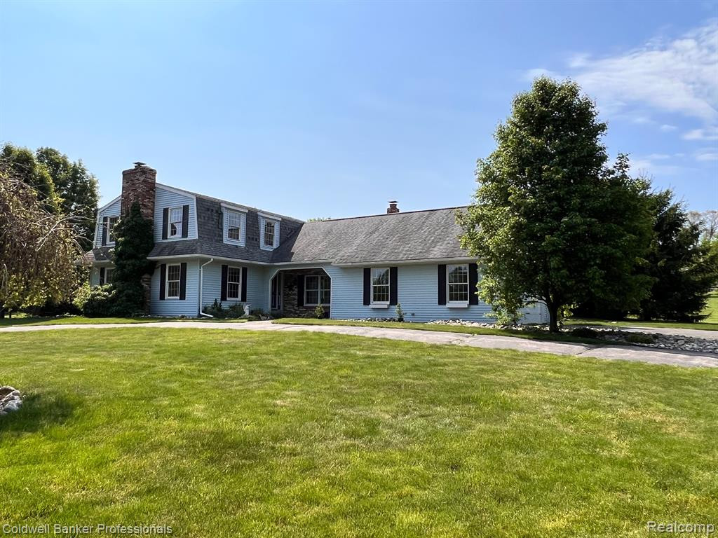 4349 GOLDEN GLOW Drive, Columbiaville, MI 48421 — front exterior
