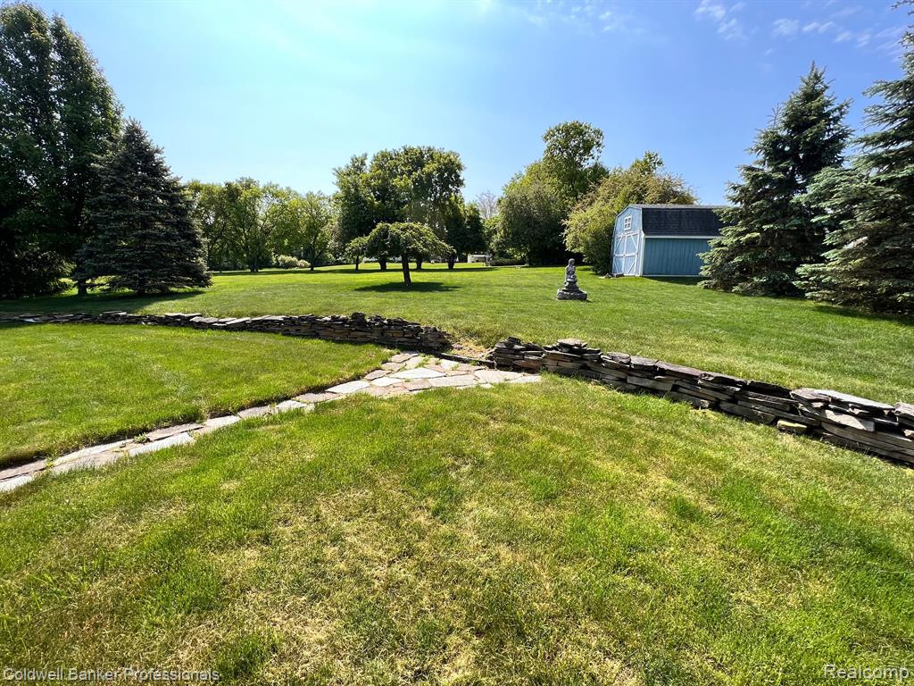 4349 GOLDEN GLOW Drive, Columbiaville, MI 48421 — Photo 4