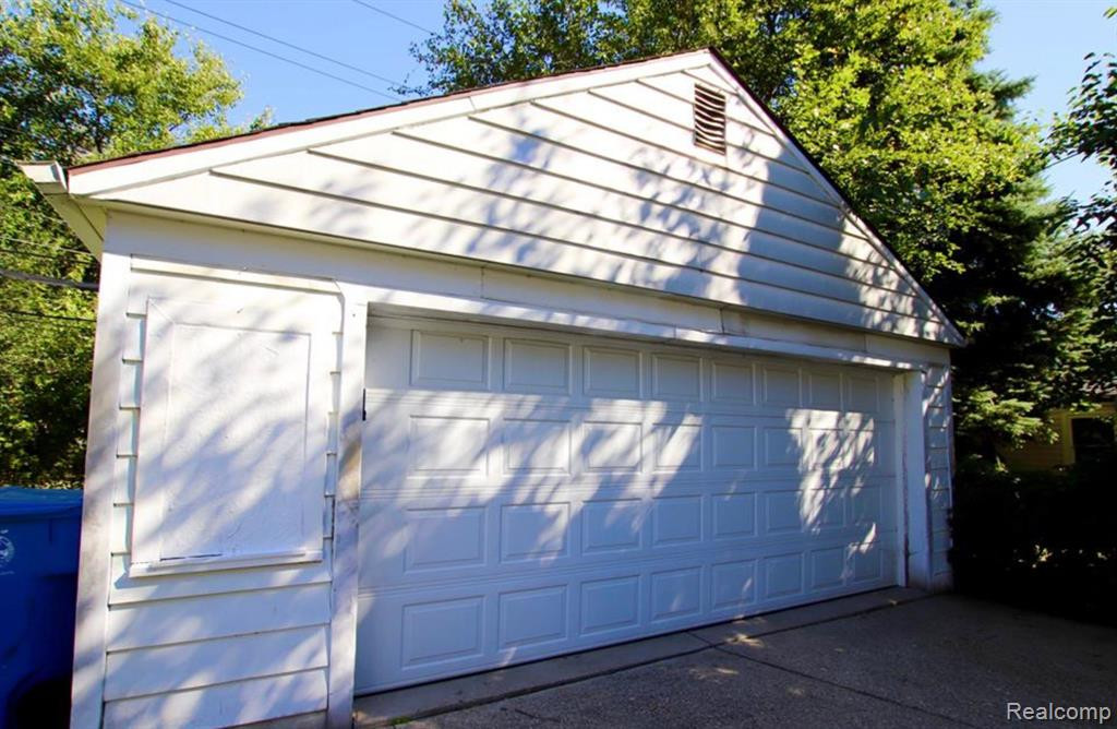 5994 DREXEL Street, Dearborn Heights, MI 48127 — Photo 3
