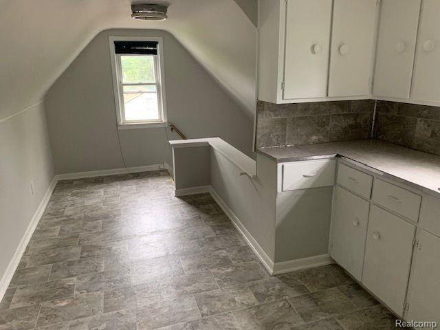 5994 DREXEL Street, Dearborn Heights, MI 48127 — Photo 12