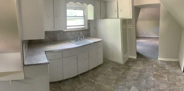 5994 DREXEL Street, Dearborn Heights, MI 48127 — Photo 16