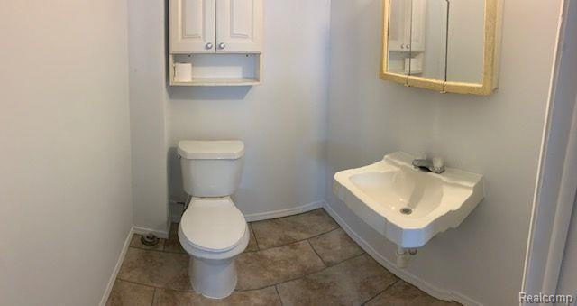 5994 DREXEL Street, Dearborn Heights, MI 48127 — Photo 17