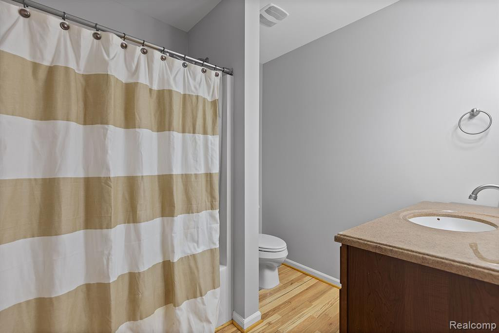 4165 SASHABAW Road, Waterford, MI 48329 — Photo 12