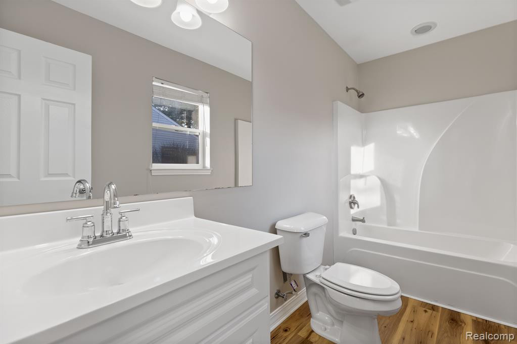 4165 SASHABAW Road, Waterford, MI 48329 — Photo 19