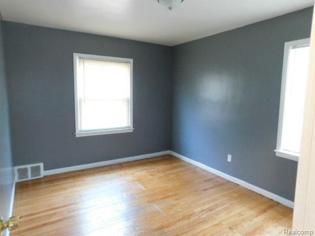 6049 FAUST Avenue, Detroit, MI 48228 — Photo 9