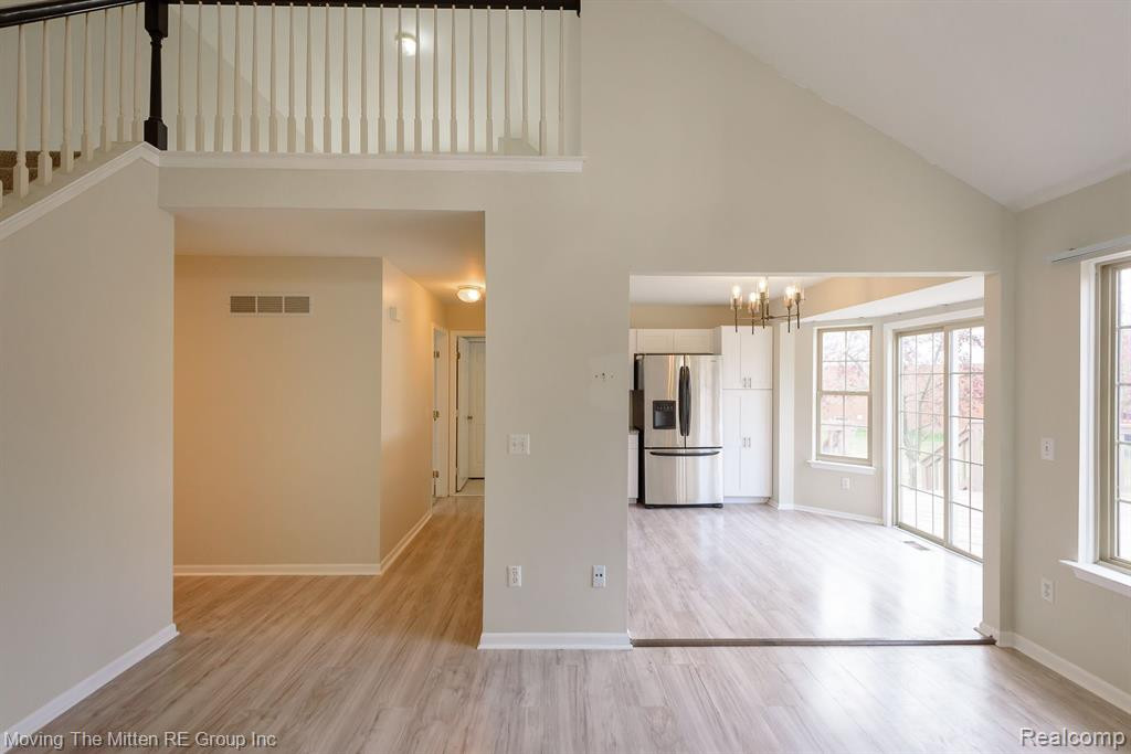 8938 IRONWOOD Drive, Van Buren, MI 48111 — Photo 6