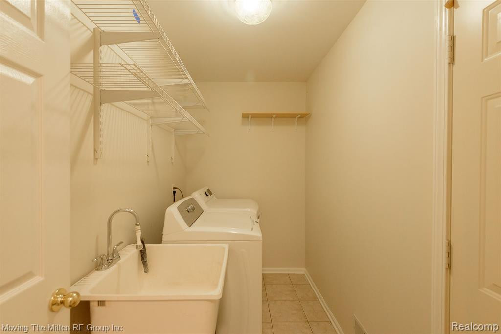 8938 IRONWOOD Drive, Van Buren, MI 48111 — Photo 14