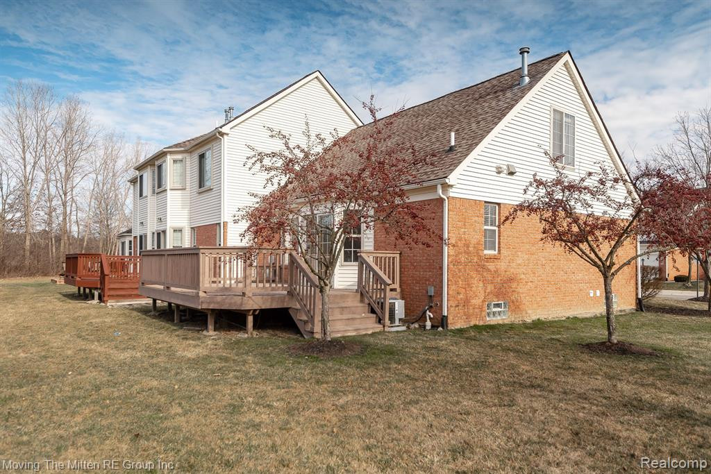 8938 IRONWOOD Drive, Van Buren, MI 48111 — Photo 30