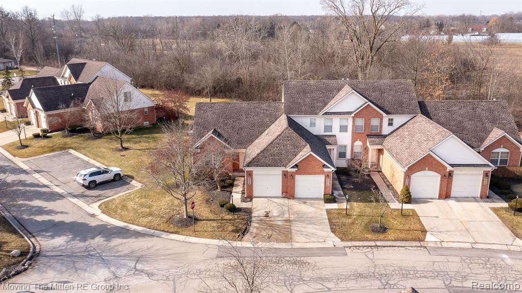 8938 IRONWOOD Drive, Van Buren, MI 48111 — Photo 34