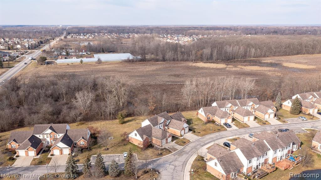 8938 IRONWOOD Drive, Van Buren, MI 48111 — Photo 37