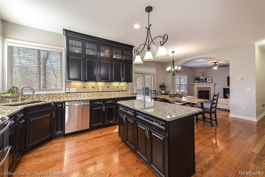 8630 GIOVANNI, Howell, MI 48855 — Photo 4