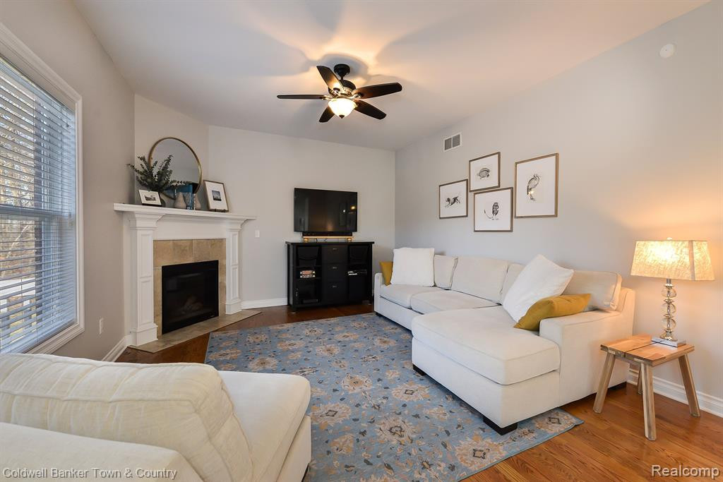 8630 GIOVANNI, Howell, MI 48855 — Photo 9