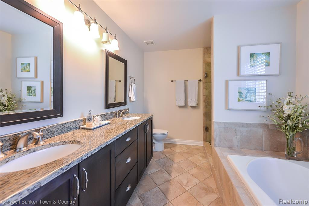 8630 GIOVANNI, Howell, MI 48855 — Photo 15
