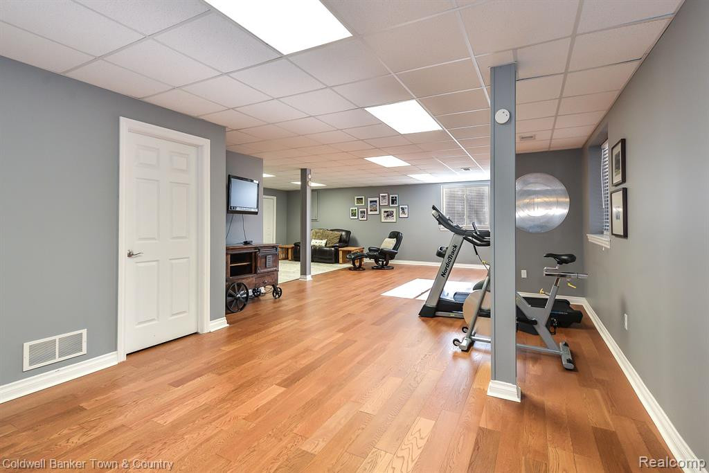 8630 GIOVANNI, Howell, MI 48855 — Photo 33