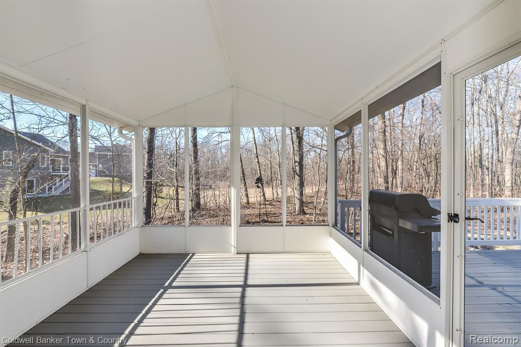 8630 GIOVANNI, Howell, MI 48855 — Photo 35