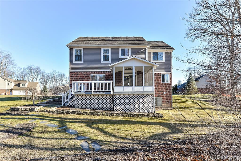 8630 GIOVANNI, Howell, MI 48855 — Photo 37