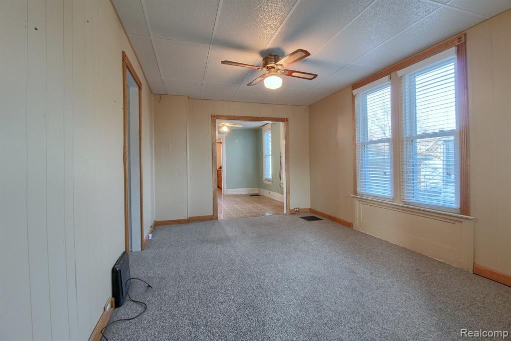 416 CHERRY Street, Wyandotte, MI 48192 — Photo 3