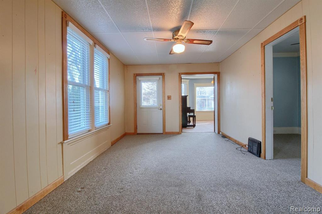 416 CHERRY Street, Wyandotte, MI 48192 — Photo 4