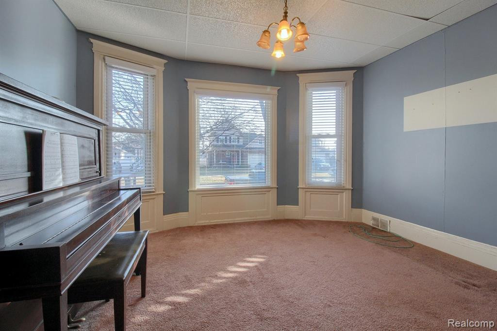 416 CHERRY Street, Wyandotte, MI 48192 — Photo 5