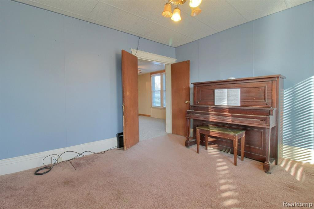 416 CHERRY Street, Wyandotte, MI 48192 — Photo 6
