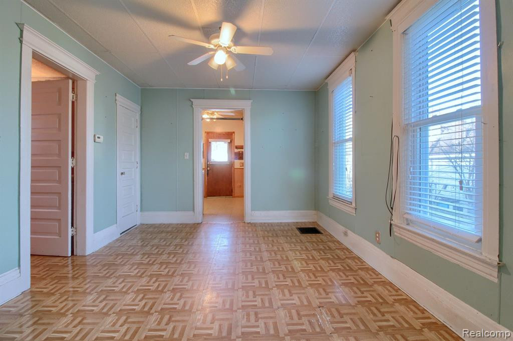 416 CHERRY Street, Wyandotte, MI 48192 — Photo 8