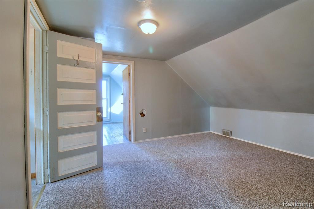 416 CHERRY Street, Wyandotte, MI 48192 — Photo 13