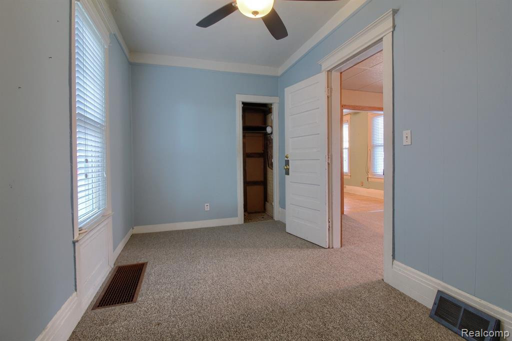 416 CHERRY Street, Wyandotte, MI 48192 — Photo 18