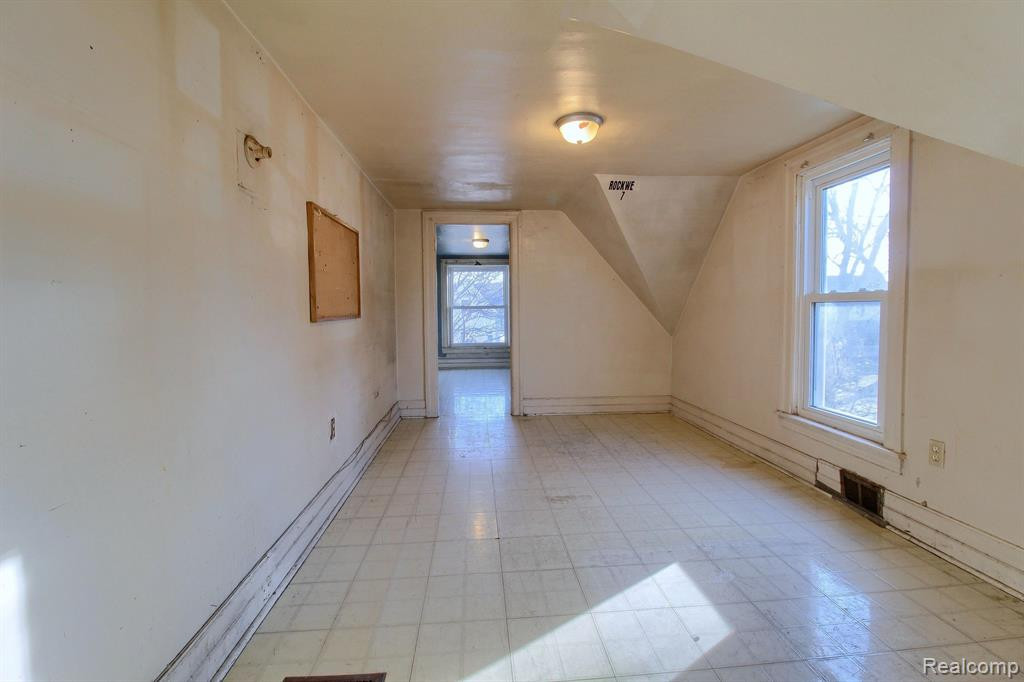 416 CHERRY Street, Wyandotte, MI 48192 — Photo 19