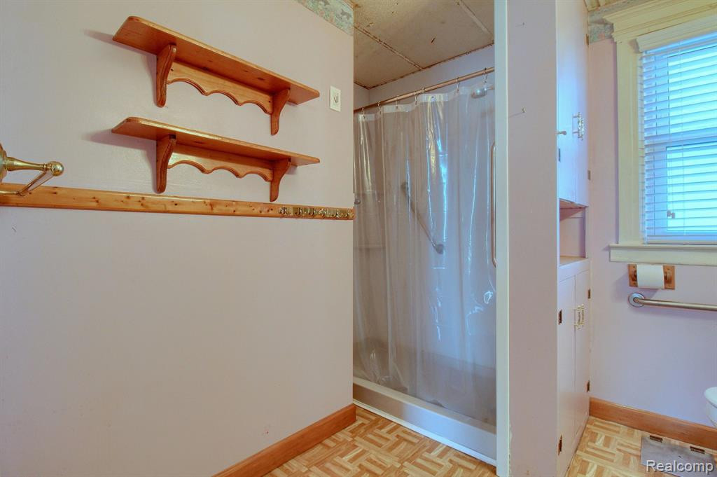416 CHERRY Street, Wyandotte, MI 48192 — Photo 22