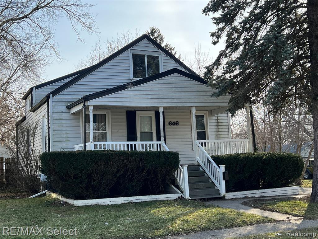 646 Beach Street, Mount Morris, MI 48458 — front exterior