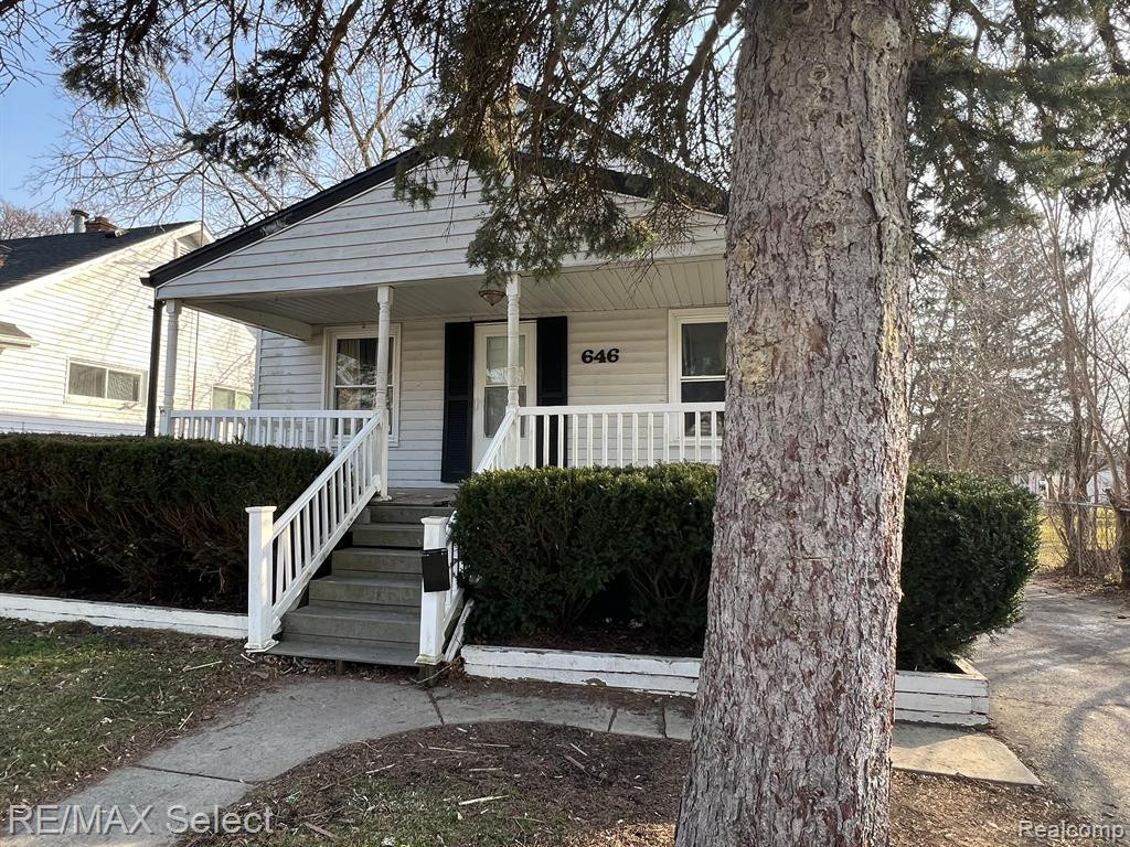 646 Beach Street, Mount Morris, MI 48458 — Photo 2