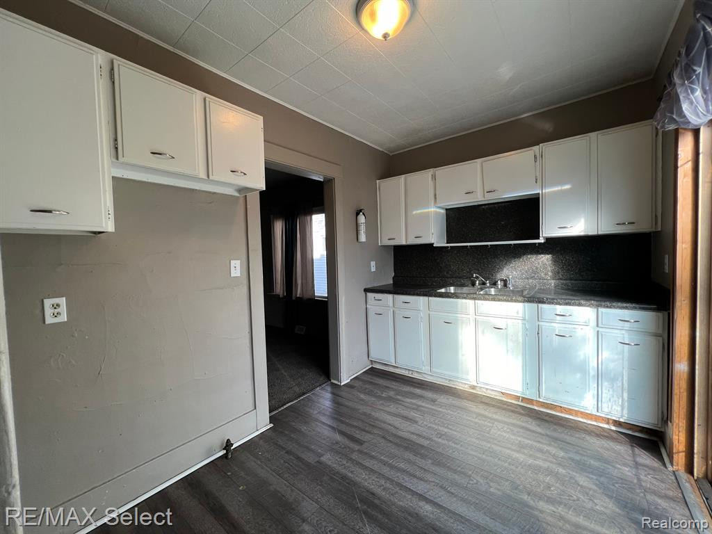 646 Beach Street, Mount Morris, MI 48458 — Photo 13