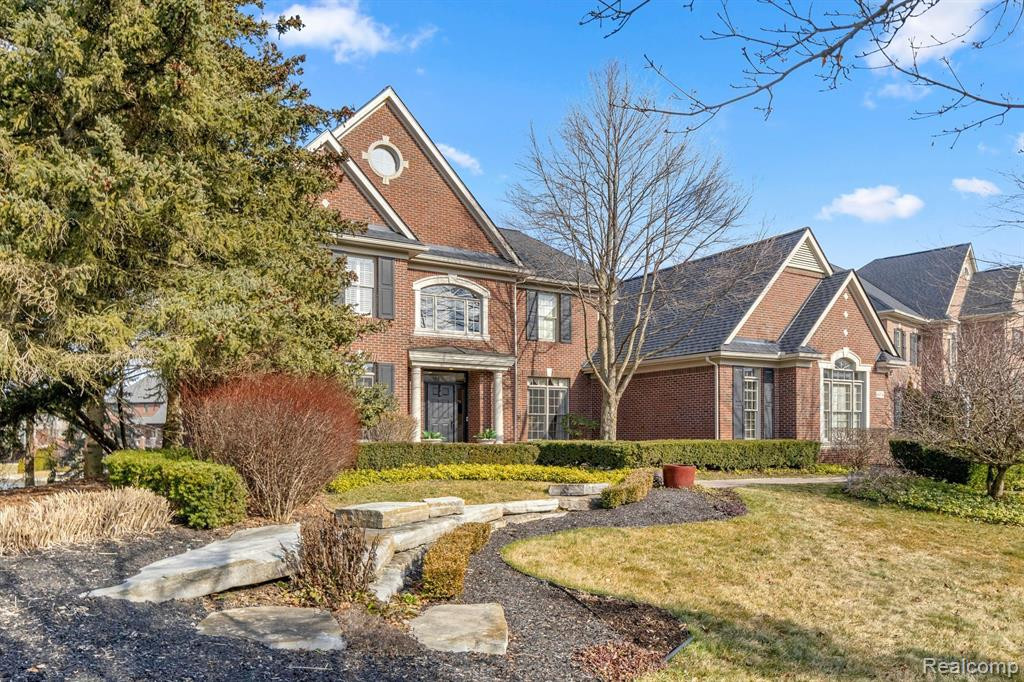 48310 MANORWOOD Drive, Northville, MI 48168 — Photo 2