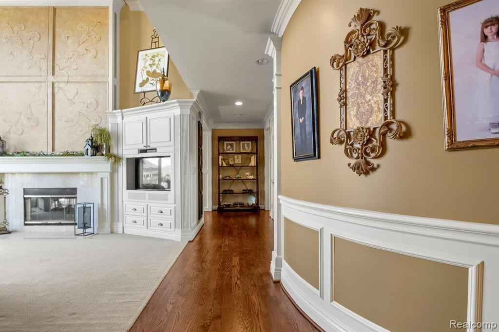 48310 MANORWOOD Drive, Northville, MI 48168 — Photo 25