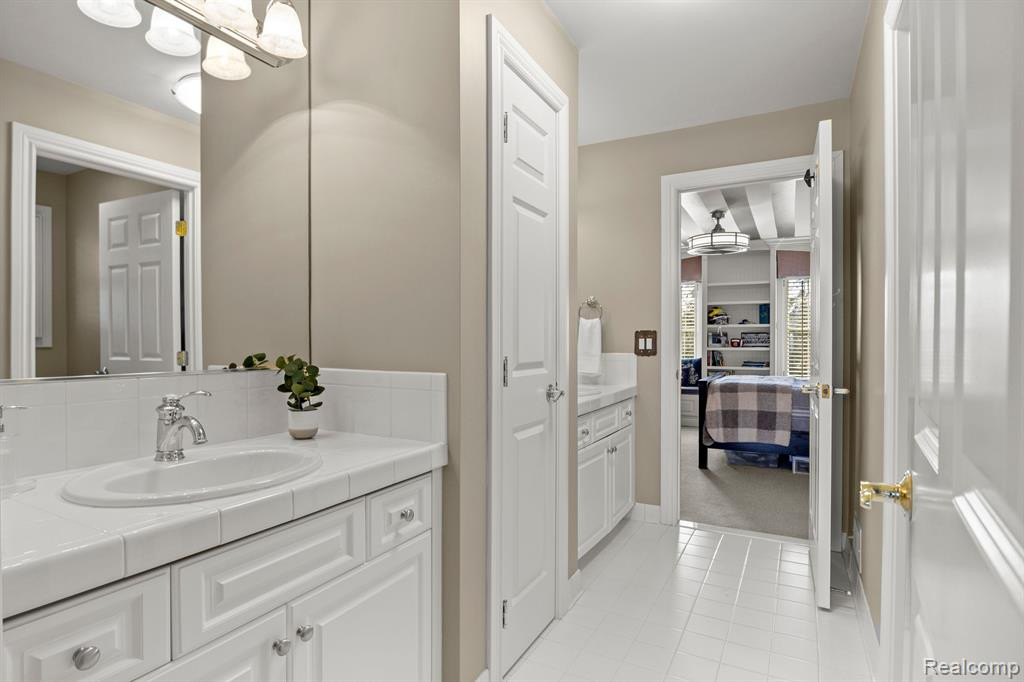 48310 MANORWOOD Drive, Northville, MI 48168 — Photo 32