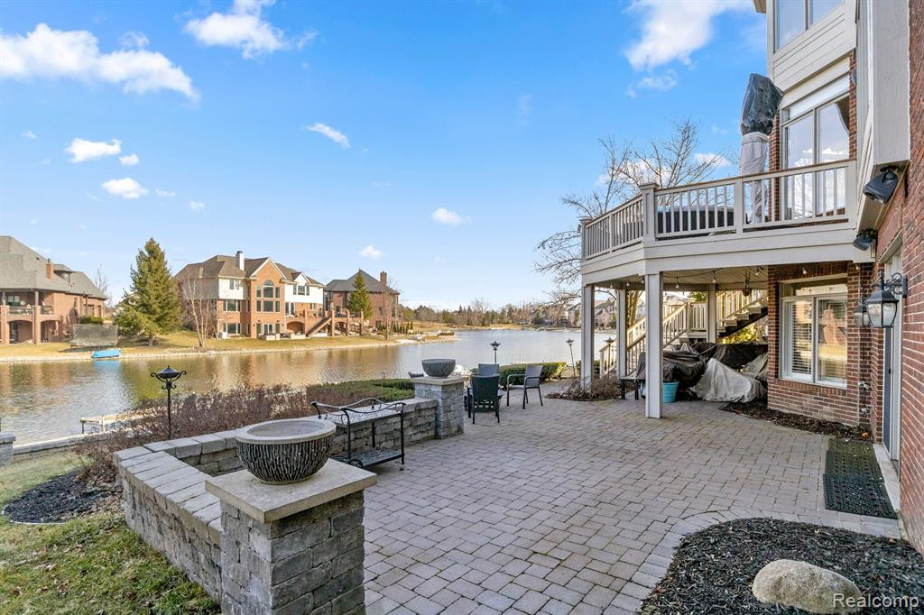 48310 MANORWOOD Drive, Northville, MI 48168 — Photo 51