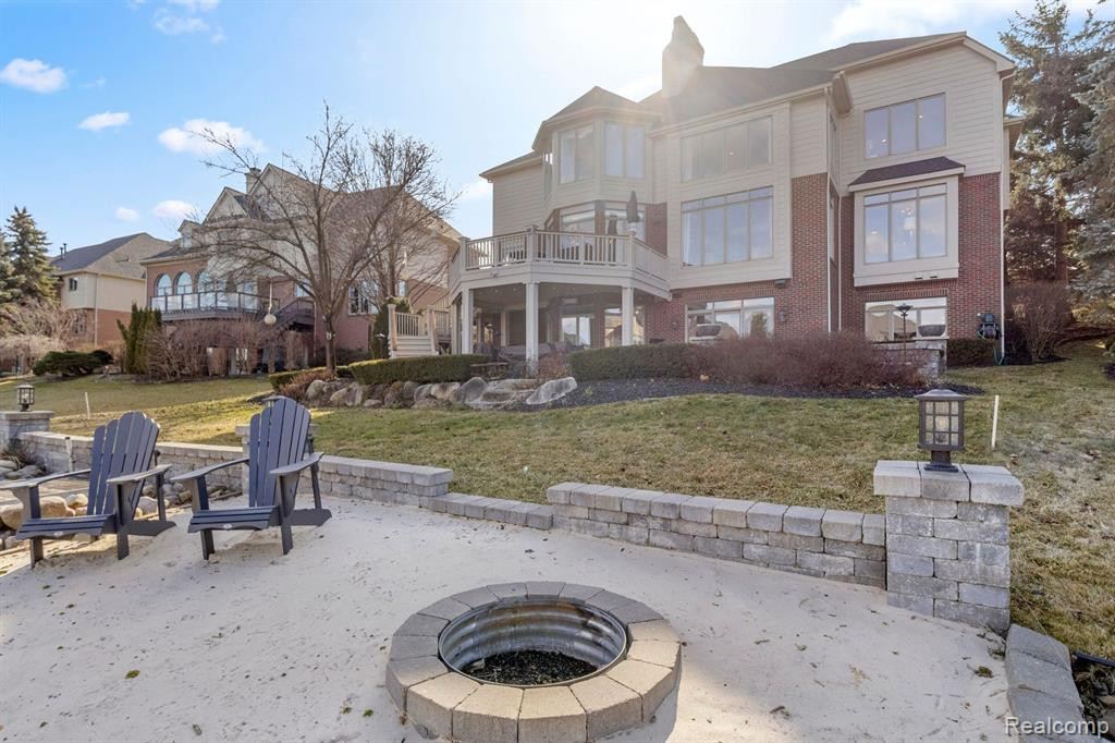 48310 MANORWOOD Drive, Northville, MI 48168 — Photo 52