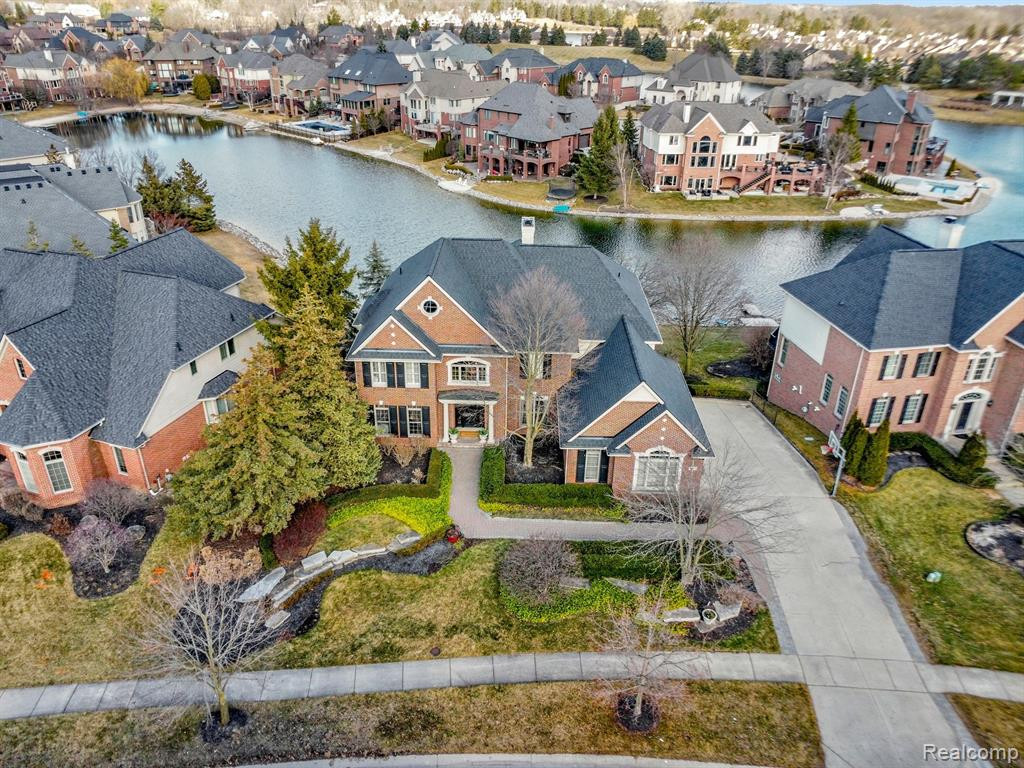 48310 MANORWOOD Drive, Northville, MI 48168 — Photo 61
