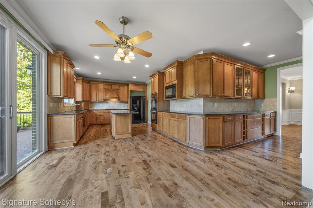 17464 WILLIAMSBURG, Northville, MI 48168 — Photo 6