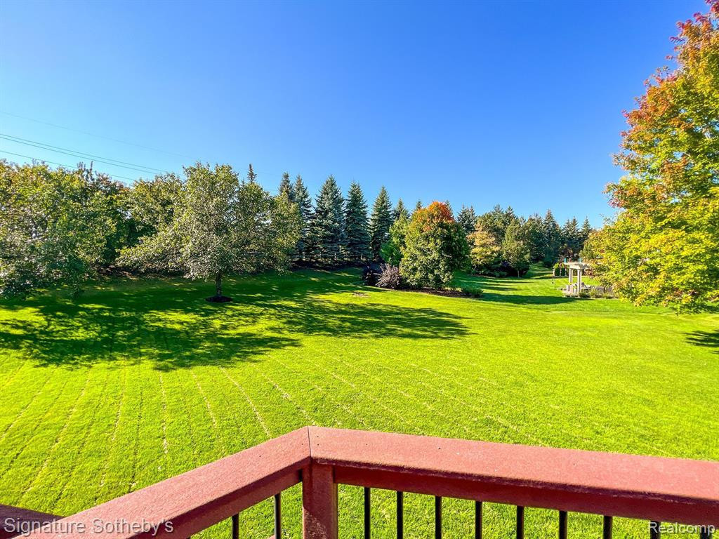 17464 WILLIAMSBURG, Northville, MI 48168 — Photo 26